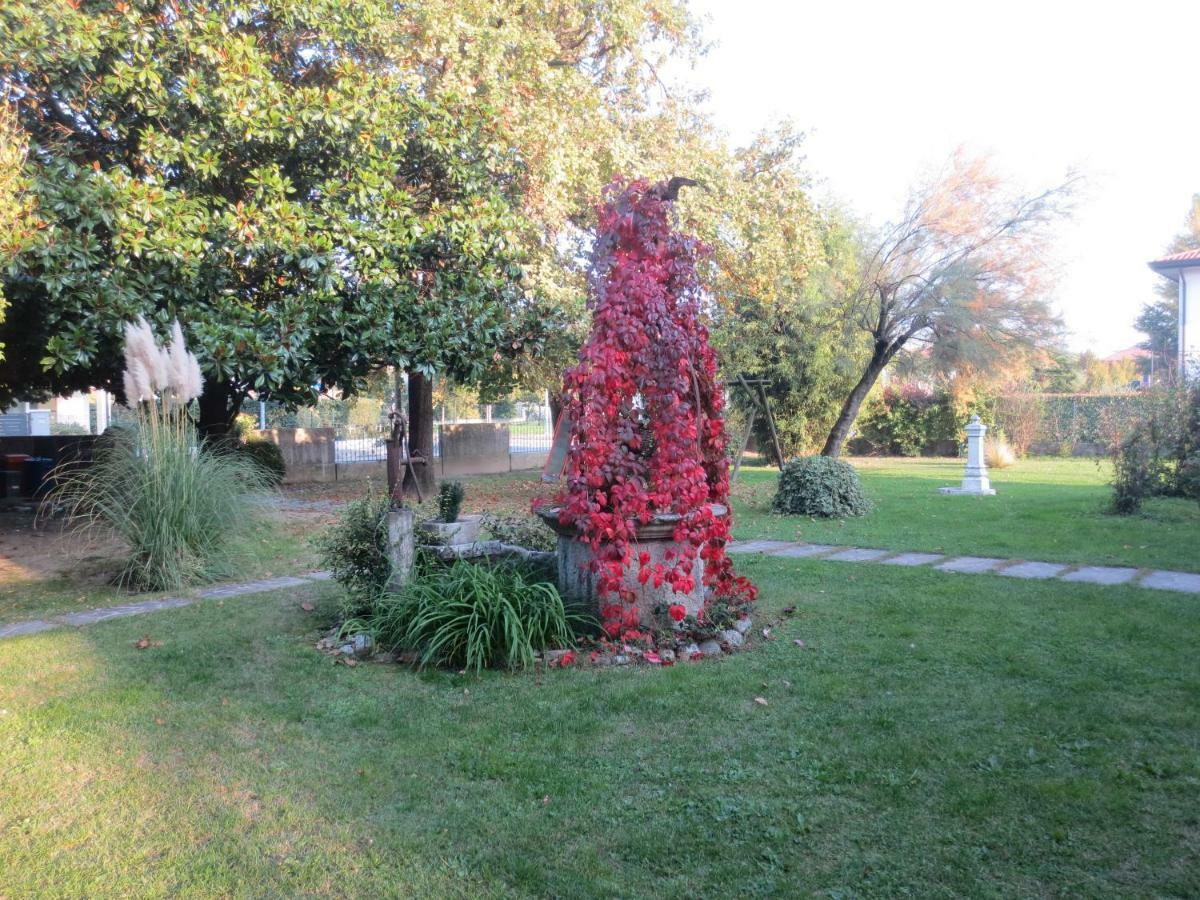 Appartamento Casa Della Nonna Noventa di Piave Exteriör bild